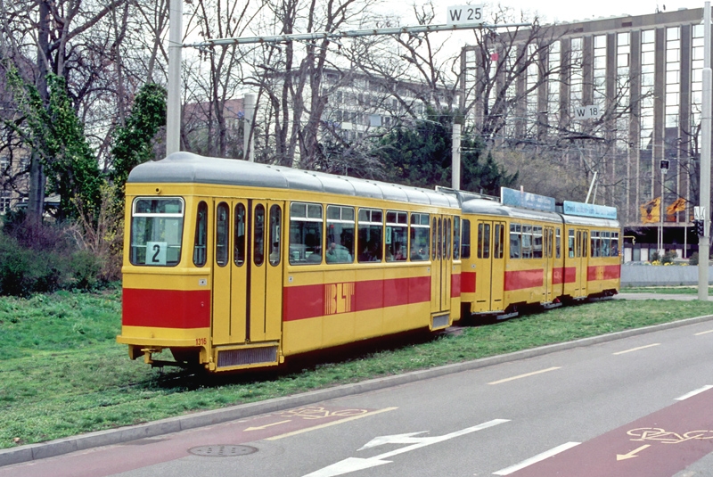 B 1316