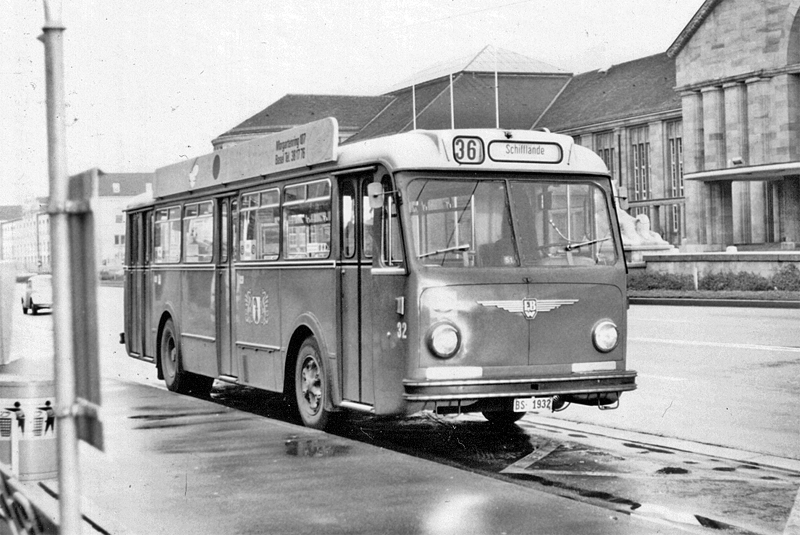FBW B51U Nr. 32
