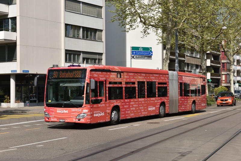 MB O 530 G Citaro C2 Nr. 7050 «easyJet» (Motiv 1)