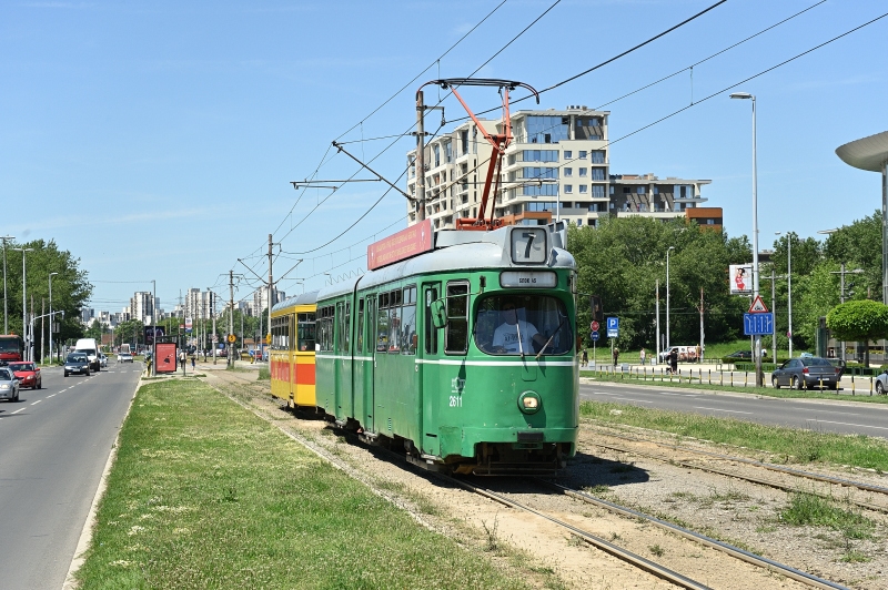 Tw 2611 mit Aw 1445