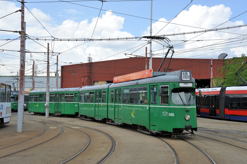 Tw 2655 mit Aw 1470