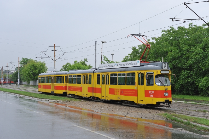 Tw 658 mit Aw 1442