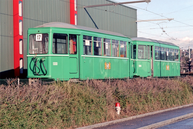 B3 1333
