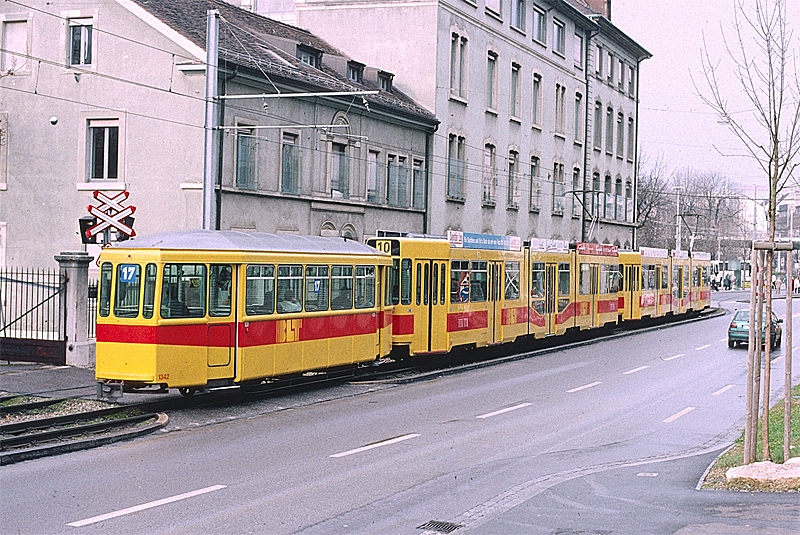 B3 1342