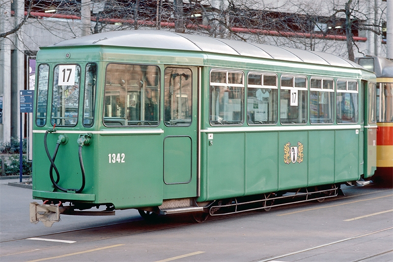 B3 1342