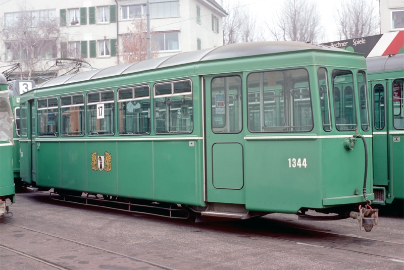 B3 1344