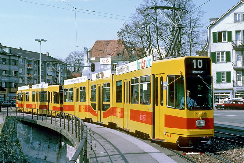 Be 4/8 244
