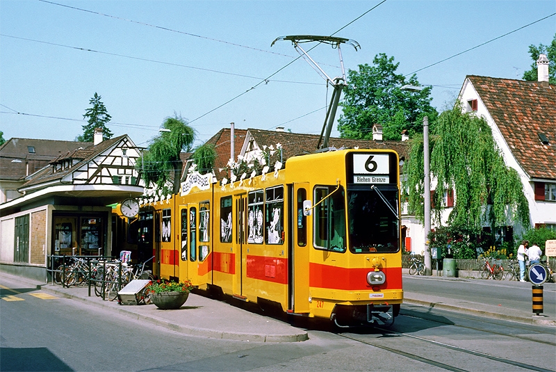Be 4/8 247