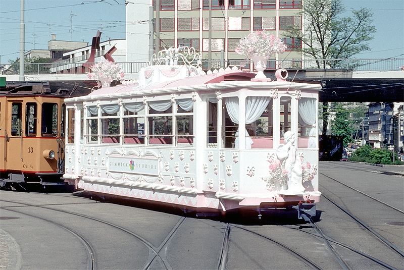 B3 25