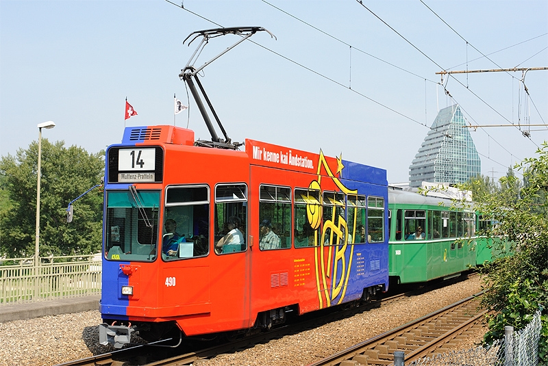 Be 4/4 490 «FC Basel»