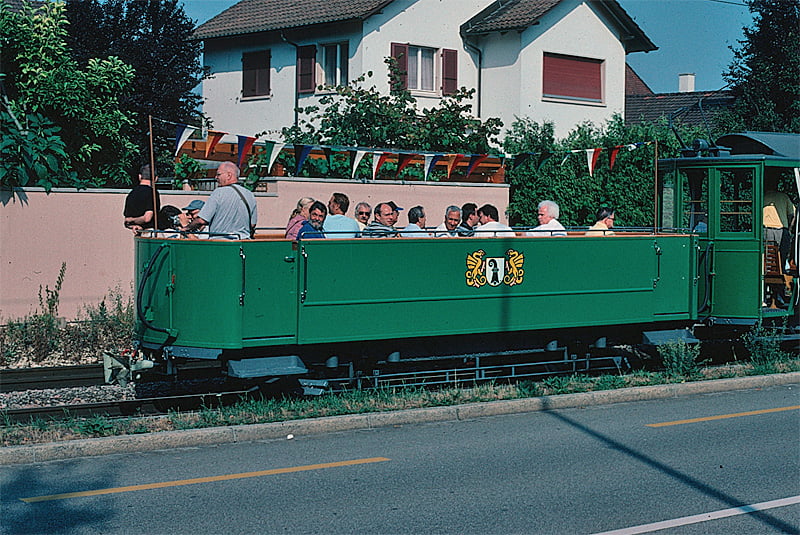 Be 2/2 181 mit B2 1077 und B2 1046