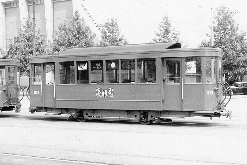 B2 1226