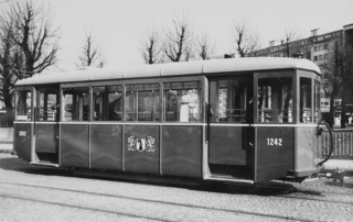 B 1242