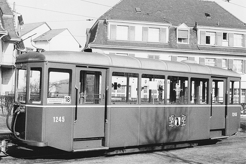 B2 1245