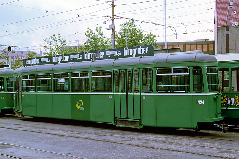 B 1424