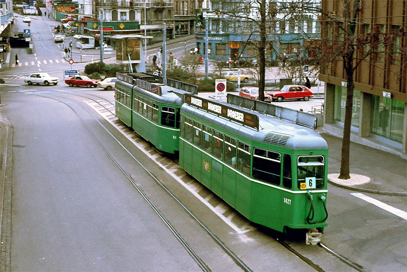 B 1427