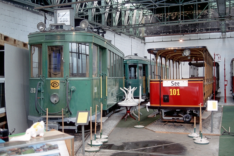 Be 2/2 203