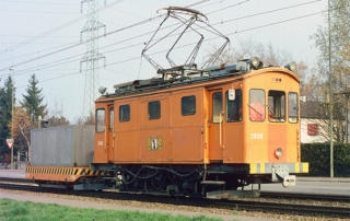 Xe 2/2 2030 mit X 2250