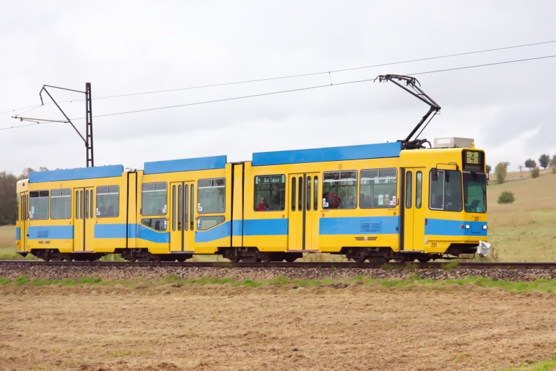 GT8 221