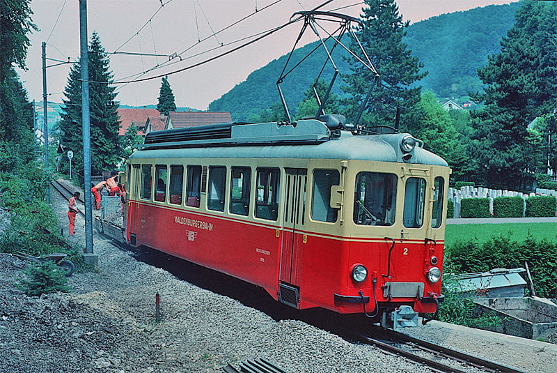 BDe 4/4 2 mit K 305 und K 306